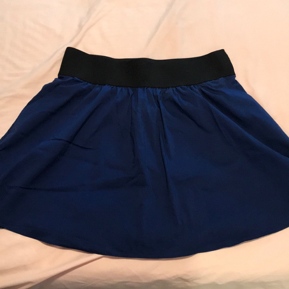 Express Blue/Black A-line Mini Skirt with POCKETS!